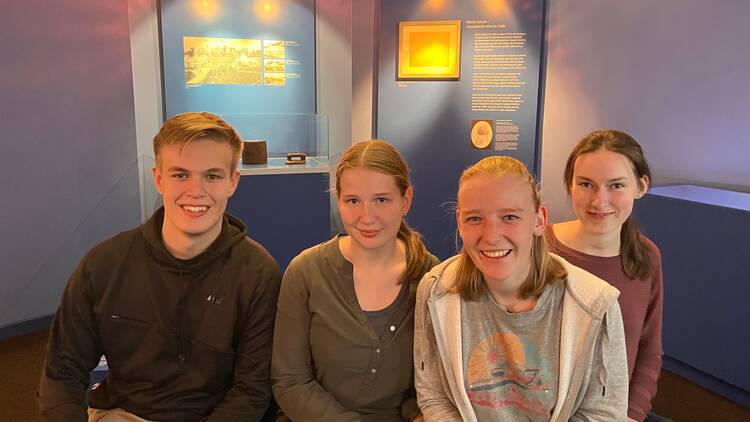 Laura, Bentje, Jan Paul, Kristina